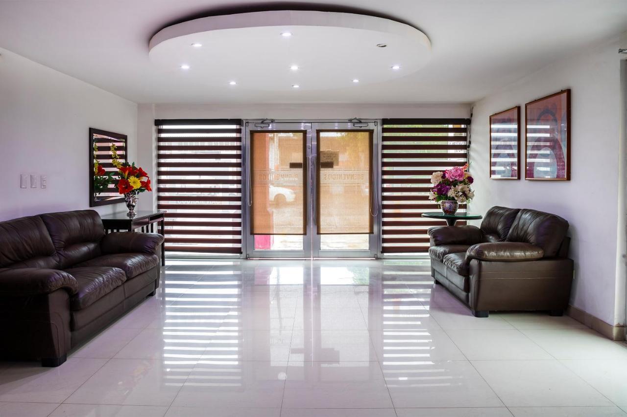 לוס מוצ'יס Hotel San Marcos מראה חיצוני תמונה